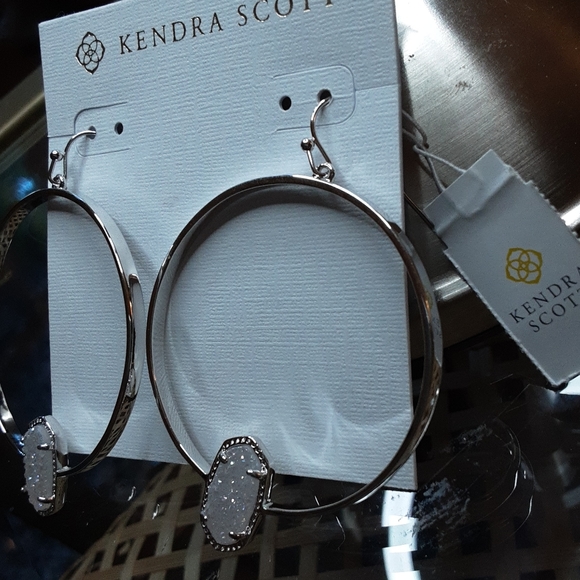 Kendra Scott Elora earrings in Iridescent Drusy - Picture 4 of 5